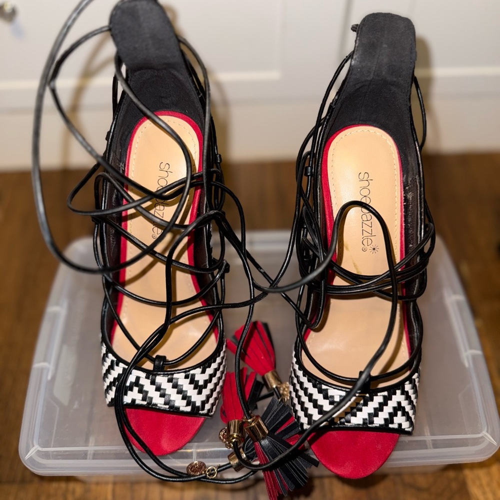Shoe Dazzle Black and Red Strappy Sandals